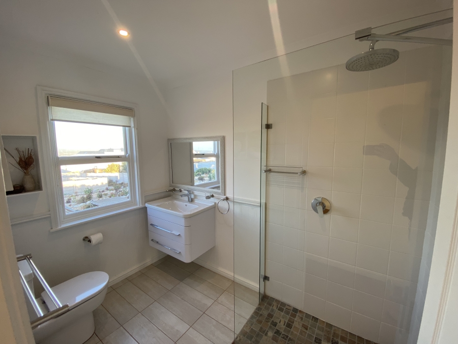 To Let 2 Bedroom Property for Rent in Yzerfontein Western Cape